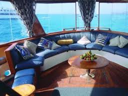 Coral II Lounge