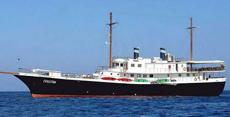 Evolution yacht