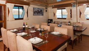 Seaman Dining